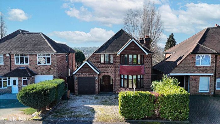 3 Bedroom Detached House For Sale In Hathaway Road, Sutton Coldfield, West Midlands, B75