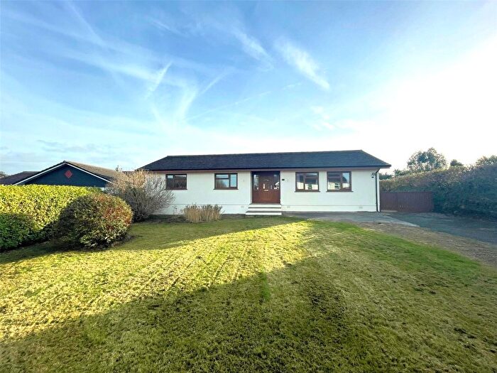 3 Bedroom Bungalow For Sale In Tavernspite, Whitland, Pembrokeshire, SA34