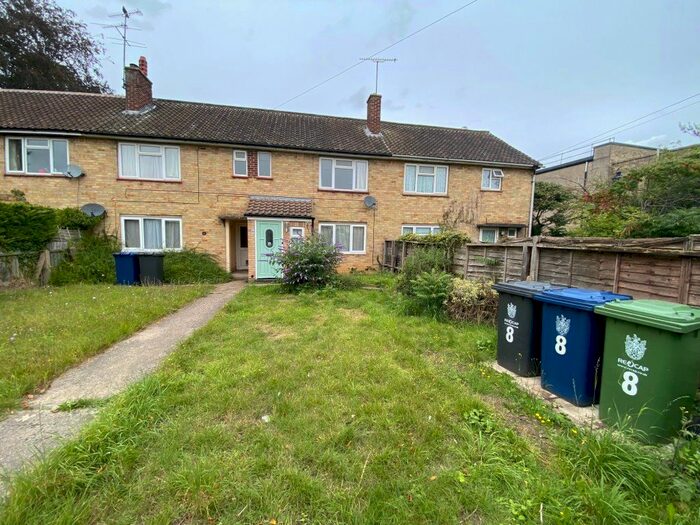 2 Bedroom Maisonette To Rent In New Road, Sawston, Cambridge, CB22