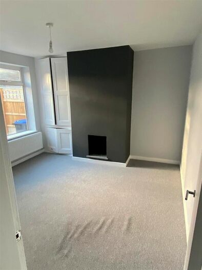 3 Bedroom Property To Rent In Vernon Road, Kirkby-In-Ashfield, Nottingham NG17