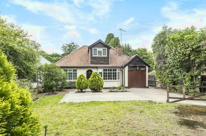 4 Bedroom Detached House To Rent In Virginia Water, GU25