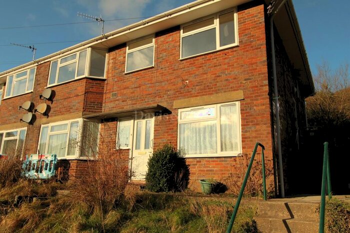 2 Bedroom Flat For Sale In Abercarn Fach, Cwmcarn, Cross Keys, Newport., NP11