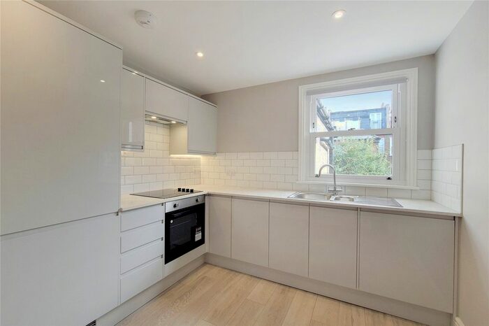 2 Bedroom Flat To Rent In Crealock Street, Earlsfield, SW18