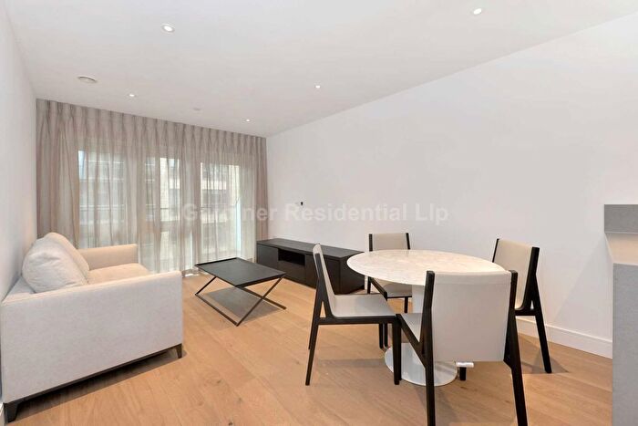 2 Bedroom Flat For Sale In Vista House, Dickens Yard, Ealing, W5