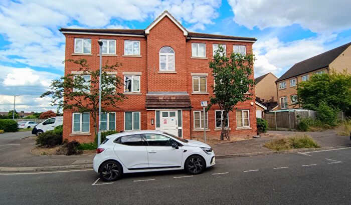 1 Bedroom Flat For Sale In Tallow Close, Dagenham, RM9