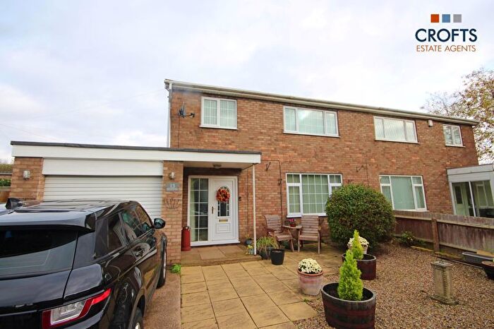 3 Bedroom Semi-Detached House For Sale In Waterworks Street, Immingham, DN40