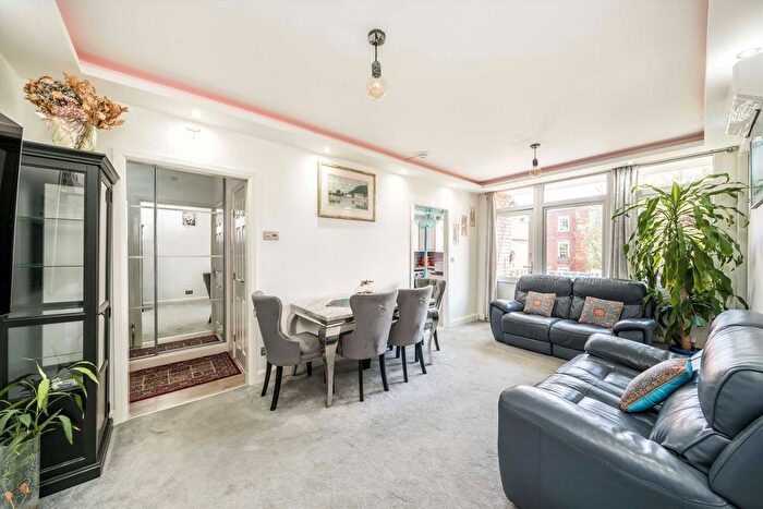 1 Bedroom Flat To Rent In Farm Lane, Fulham, SW6