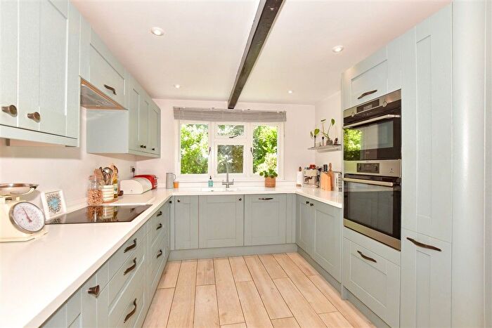 4 Bedroom Detached House For Sale In Blean Common, Blean, Canterbury, Kent, CT2