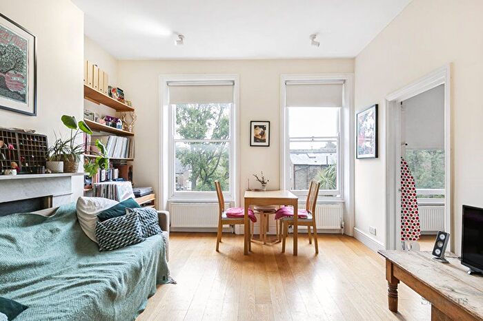 2 Bedroom Flat To Rent In Aberdeen Road, Highbury, London, N5