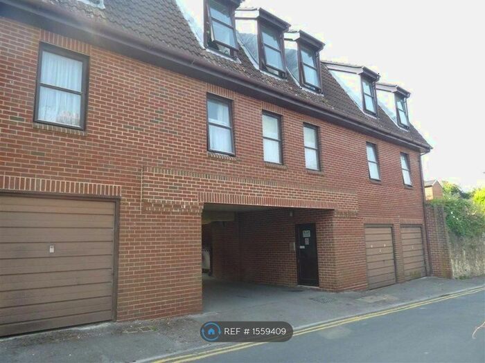 1 Bedroom Flat To Rent In School Court, Fordington, Dorchester, DT1