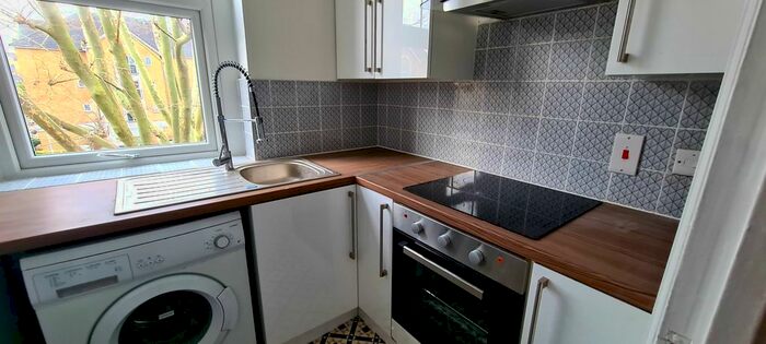 Studio To Rent In Avonley Road, New Cross SE14