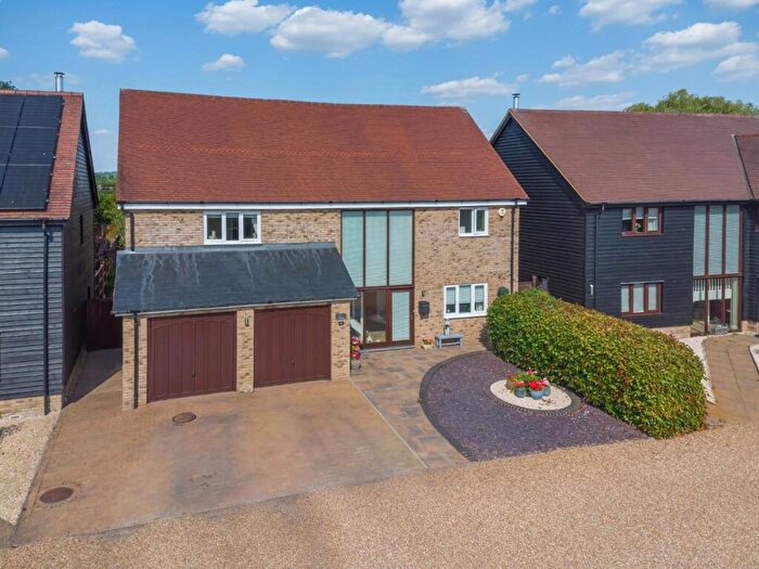 5 Bedroom Detached House For Sale In Hartop Close, Ivinghoe Aston, Leighton Buzzard, LU7