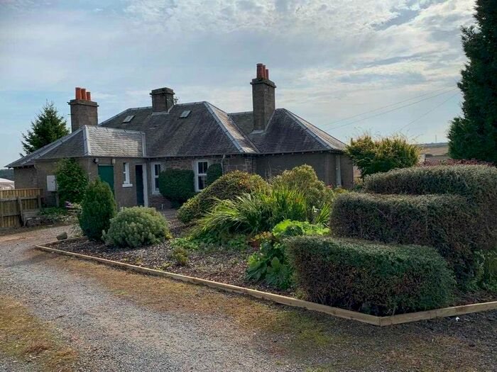 2 Bedroom Cottage To Rent In Peel Cottage West, Tibbermore, Perth, PH1