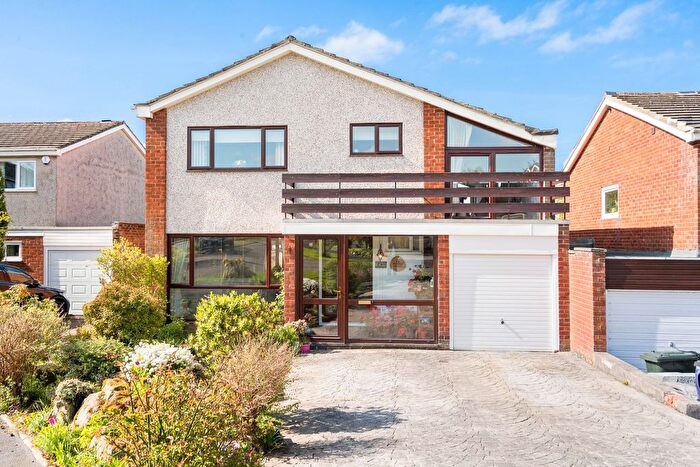 4 Bedroom Link Detached House For Sale In Greenfield Crescent, Balerno, EH14