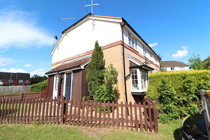1 Bedroom Cluster House To Rent In Kings Walden Rise, Stevenage, Hertfordshire, SG2