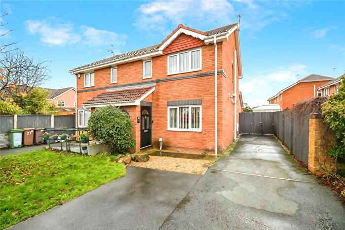 3 Bedroom Semi-Detached House For Sale In Oakmere Close, Moreton, Wirral, CH46