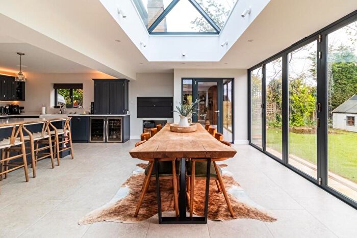 4 Bedroom Detached House To Rent In Watermill Lane, Hertford, SG14