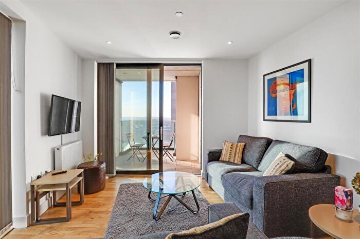 2 Bedroom Apartment For Sale In River Mill One, Lewisham, SE13