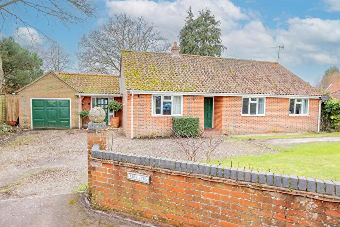 3 Bedroom Detached Bungalow For Sale In Wangford Road, Reydon, Southwold, IP18