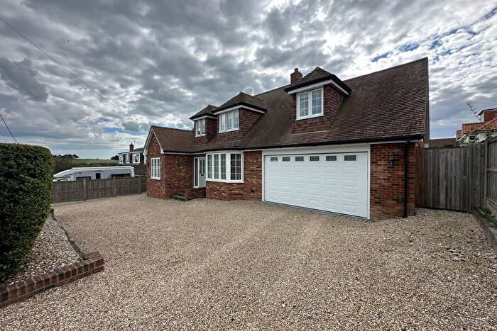 3 Bedroom Terraced House For Sale In Kingsdown Hill, Kingsdown, CT14