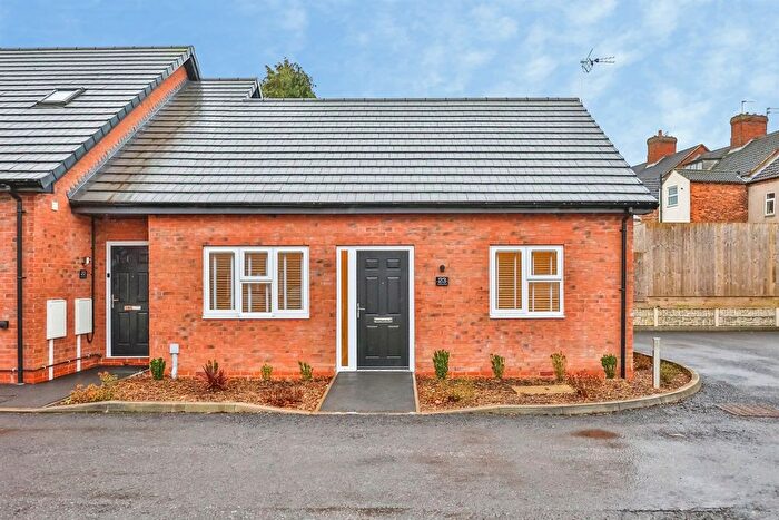 2 Bedroom Detached Bungalow For Sale In Frearson Close, Eastwood, Nottingham, NG16