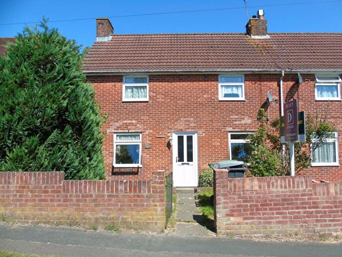 4 Bedroom Semi Detached House To Rent In Battery Hill, Winchester, SO22
