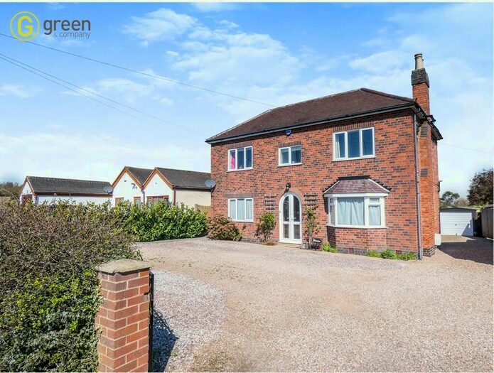 3 Bedroom Detached House For Sale In Hints Road, Mile Oak, B78