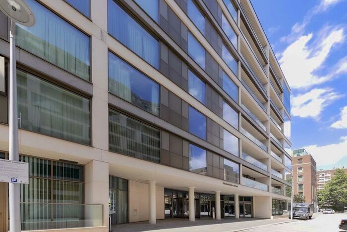 3 Bedroom Flat To Rent In Warwick Lane, W14