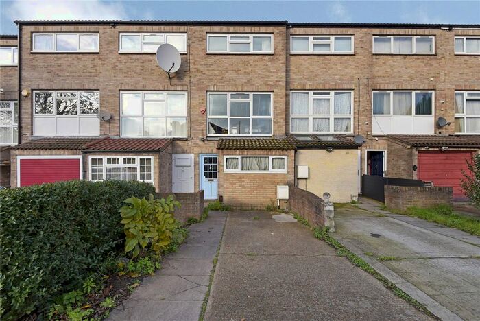 3 Bedroom Terraced House To Rent In Stow Crescent, Walthamstow, London, E17