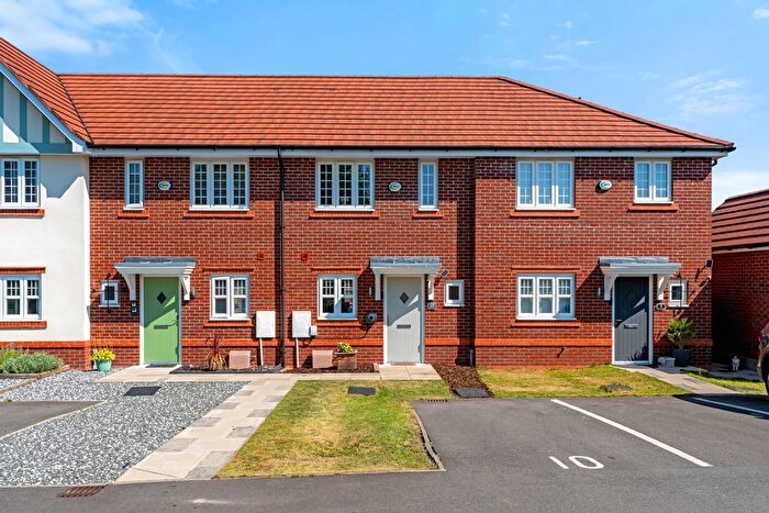 2 Bedroom Terraced House For Sale In Verdant Green Close, Worsley, Manchester, M28