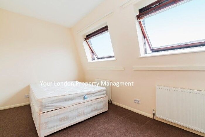 4 Bedroom Terraced House To Rent In The Village, Charlton, SE7