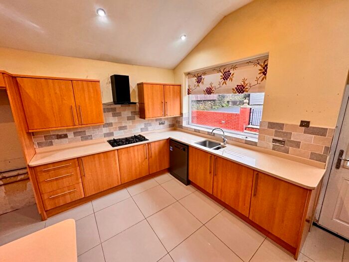 6 Bedroom Detached House For Sale In Rainford Road, Billinge, Wigan, WN5