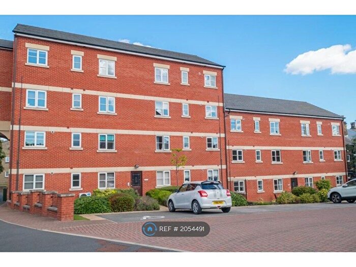 2 Bedroom Flat To Rent In Fountain Street, Morley, Leeds, LS27