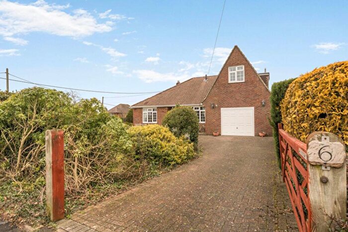 4 Bedroom Detached House For Sale In Old Kennels Lane, Winchester, SO22