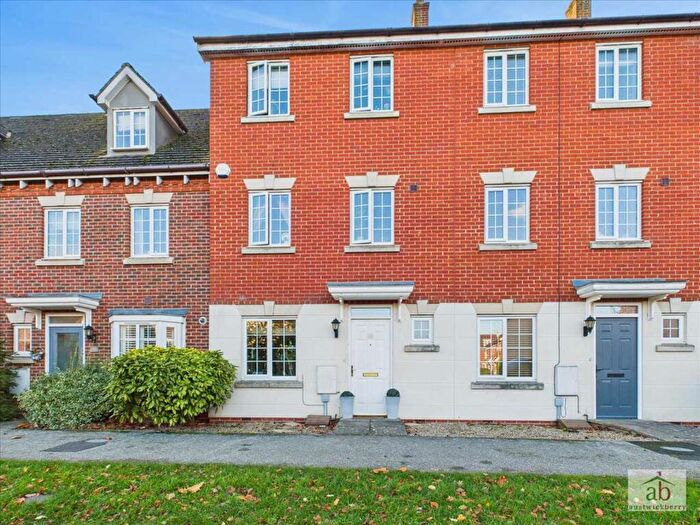 5 Bedroom Town House For Sale In Century Drive, Kesgrave, IP5