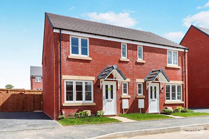 3 Bedroom Semi-Detached House To Rent In Dolan Drive, Weldon, Corby, Northamptonshire, NN17