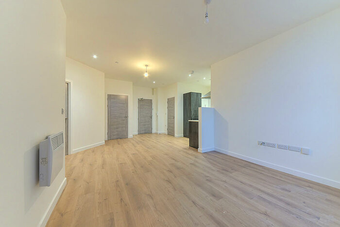 2 Bedroom Apartment To Rent In Bayard Plaza, Peterborough, PE1