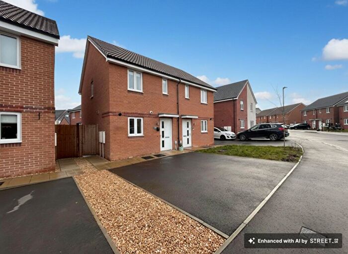 2 Bedroom Semi-Detached House For Sale In Whitworth Way, Grove, OX12