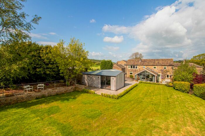 4 Bedroom Barn Conversion For Sale In Fulstone Hall Lane, New Mill, Holmfirth, HD9