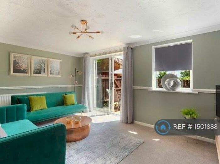 3 Bedroom Terraced House To Rent In Olympic Way, Kettering, NN15