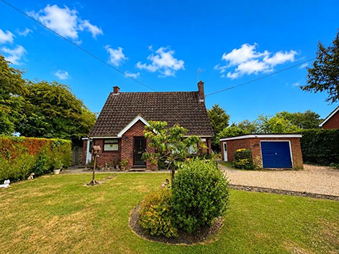 2 Bedroom Detached House For Sale In Ashfield-cum-Thorpe, IP14