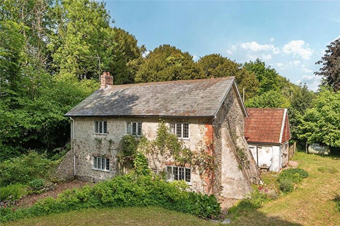 3 Bedroom Detached House For Sale In Chilfrome, Dorchester, Dorset, DT2