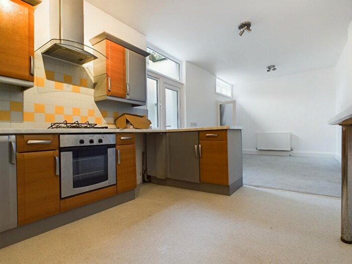 3 Bedroom Terraced House For Sale In Windlesham Avenue, BN1