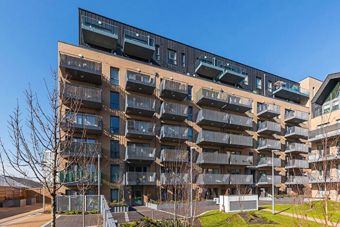 2 Bedroom Flat To Rent In Bramble Path, London, E3