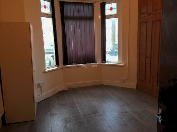 2 Bedroom Flat To Rent In Monthermer Road, Cardiff, CF24