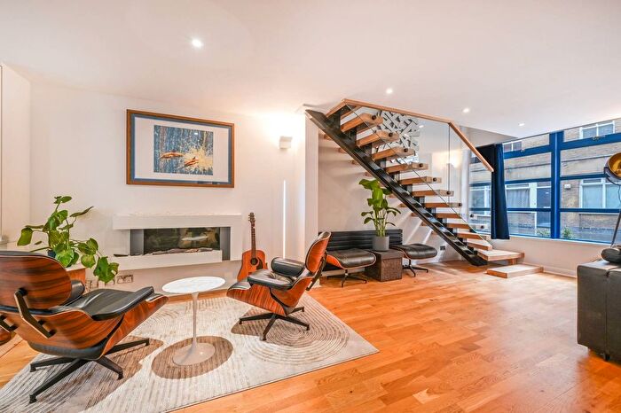 3 Bedroom Flat For Sale In G City Pavillion, Spitalfields, London, E2