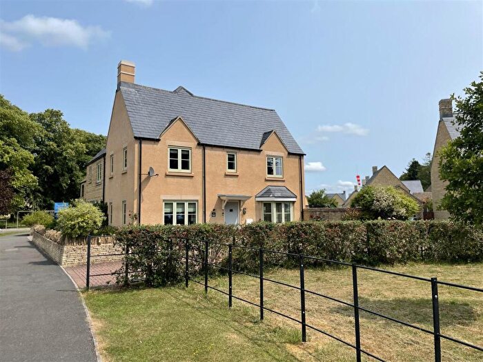 3 Bedroom Semi-Detached House For Sale In Provost Close, Upper Rissington, Cheltenham, GL54