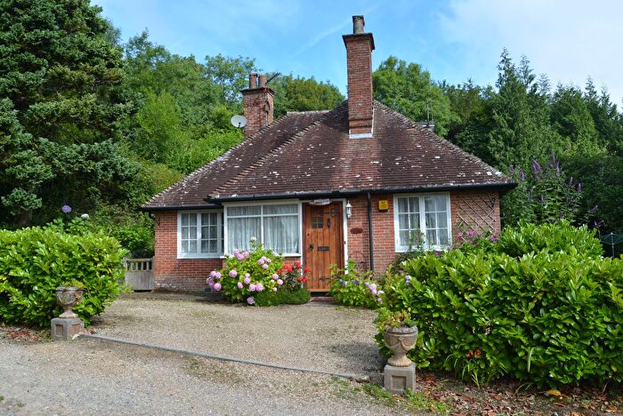 3 Bedroom Detached House To Rent In Axminster Road, Bridport, DT6