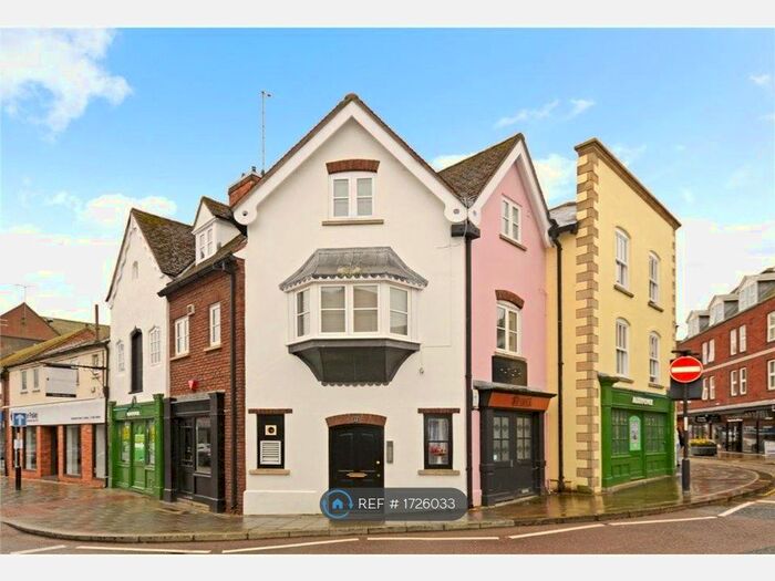 2 Bedroom Flat To Rent In Buckingham Street, Aylesbury, HP20