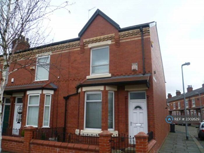 3 Bedroom End Of Terrace House To Rent In Gerald Road, Salford, M6
